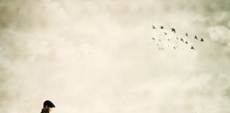 Achraf Baznani : L’univers impossible d’un photographe surréaliste contemporain